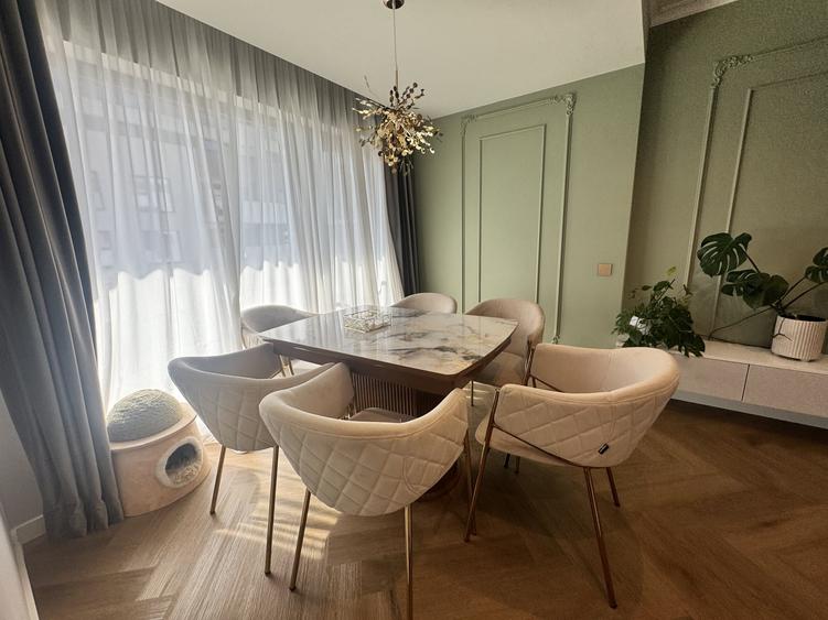 Apartament cu 3 camere semidecomandat, mobilat în Florești