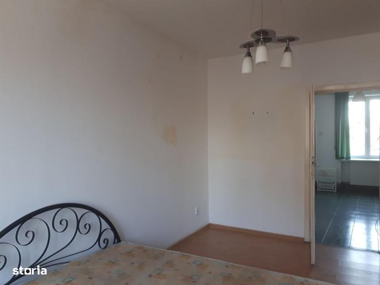 Apartament cu 3 camere decomandat în Tipografilor