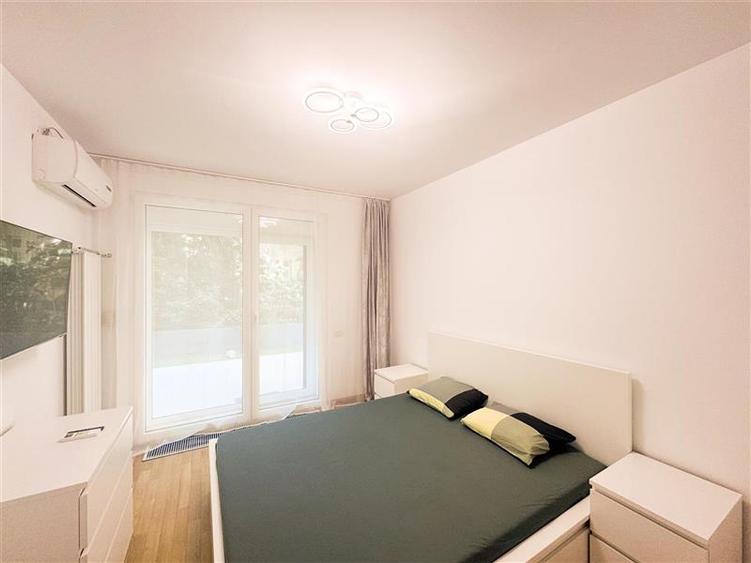 Apartament cu 3 camere semidecomandat, mobilat în Herăstrău