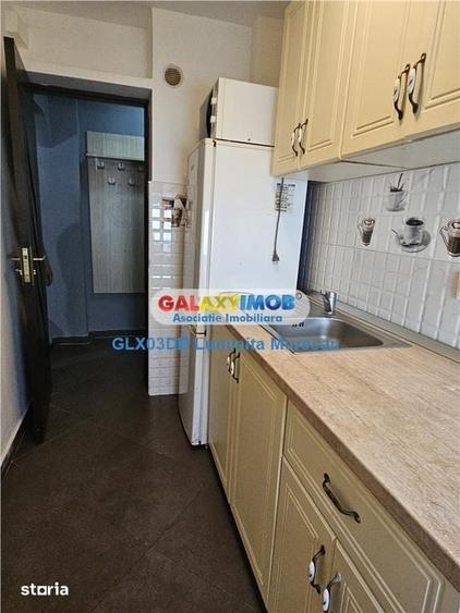 Apartament cu 2 camere semidecomandat în Micro 6