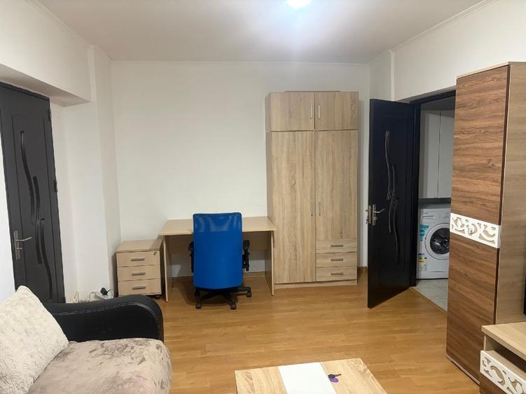 Proprietar, 2 camere, Calea 13 Septembrie, Prosper, et. 8 din 10, semidecomandat - 5