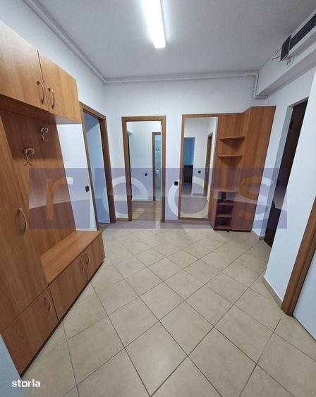 Apartament cu 3 camere decomandat în Foișorul de Foc