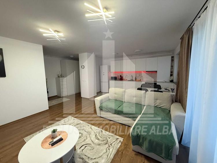 Apartament cu 2 camere decomandat, mobilat în Cetate