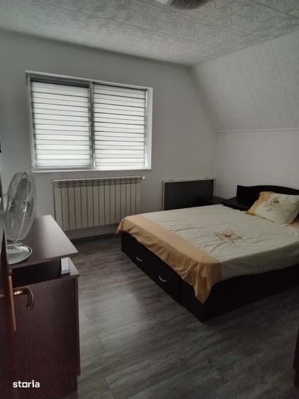 Casă cu 4 camere în Central