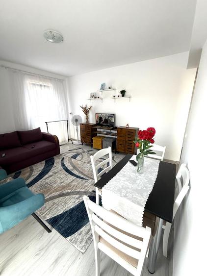 Apartament cu 2 camere decomandat în Militari