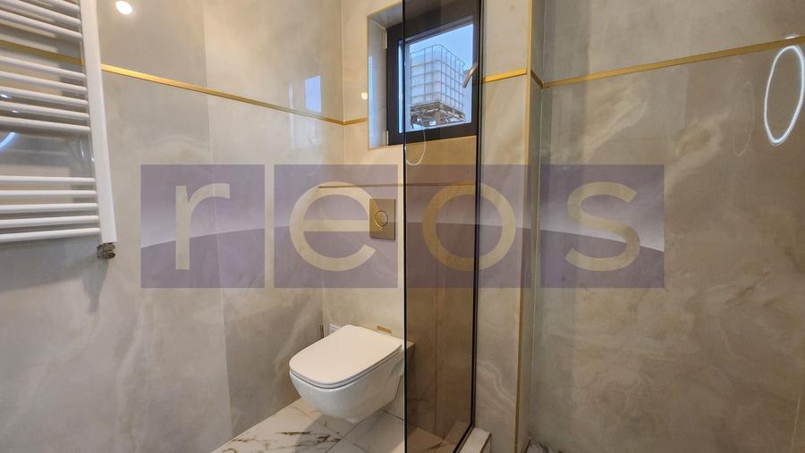 Casă individuală cu 6 camere cu Canalizare în Străulești