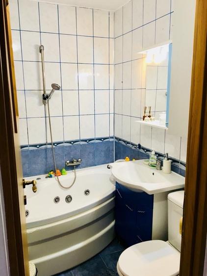 Apartament cu 2 camere semidecomandat în Dacia
