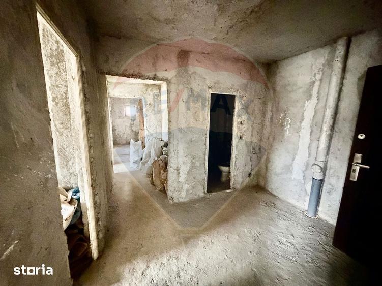 Apartament cu 4 camere în Brăilei