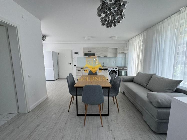 Apartament cu 3 camere semidecomandat, mobilat în Baciu