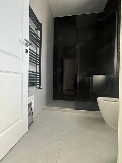 Casă cu Teren 402 Mp în Central