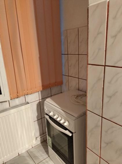 Apartament cu 2 camere decomandat în Sârbi
