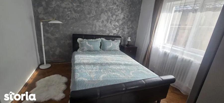 Apartament cu 4 camere în Central