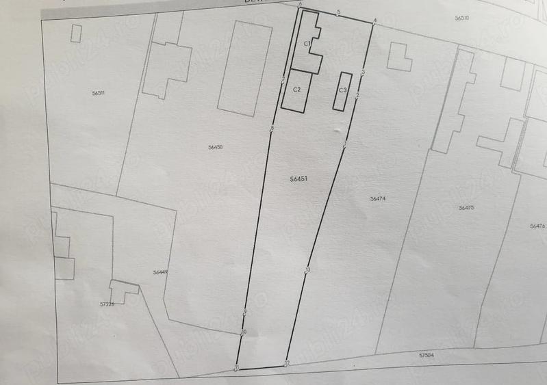 Casă cu Teren 1853 Mp în Sarichioi