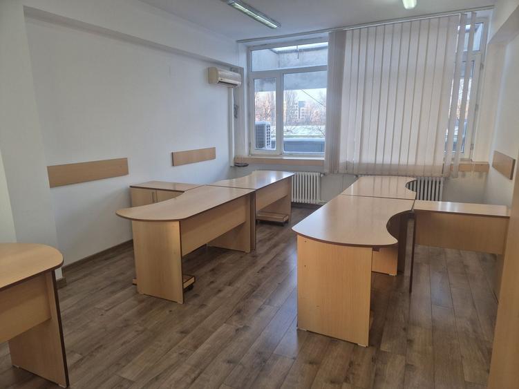 Birou, de 33 mp, în Regie