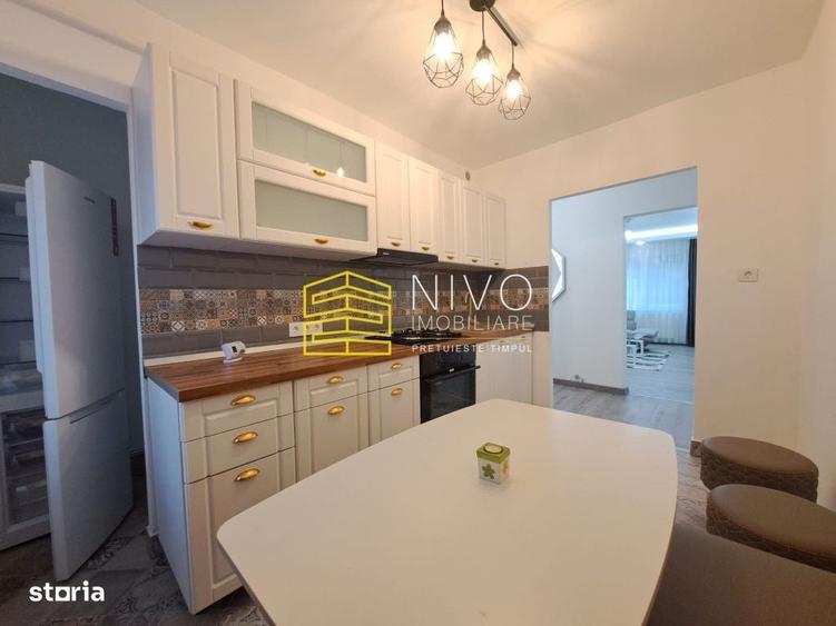 Apartament cu 3 camere decomandat în Tudor