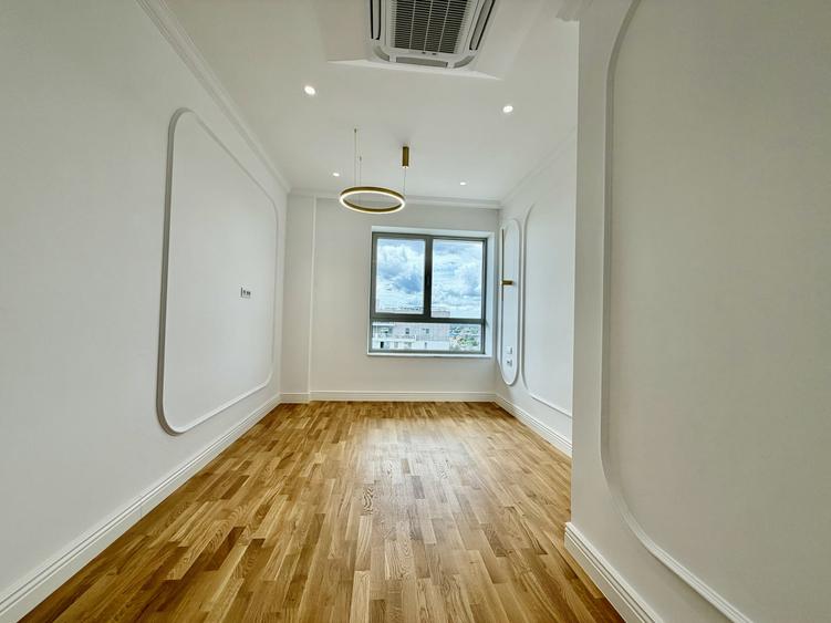 Penthouse cu 4 camere decomandat în Domenii