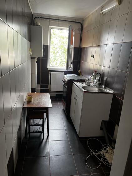 Apartament cu 2 camere semidecomandat în Viziru 1