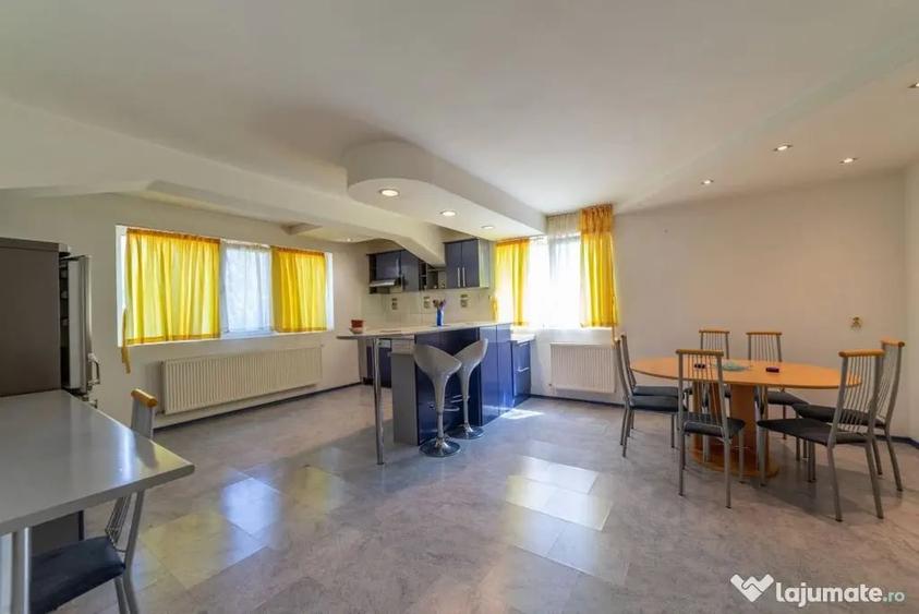Casă cu 6 camere cu Teren 475 Mp în Găvana