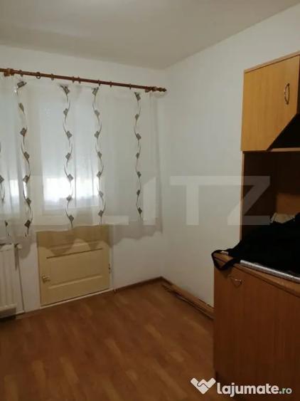Apartament cu 2 camere semidecomandat în Micro 15