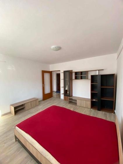 Garsonieră semidecomandată în Central