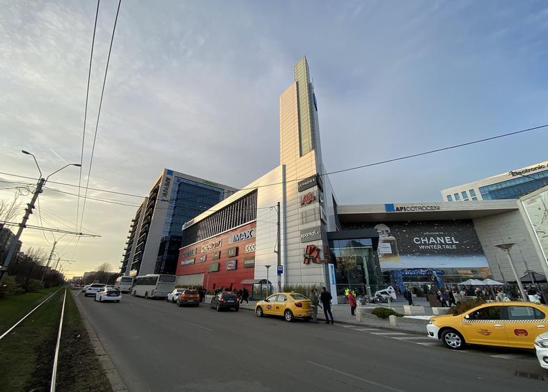 Birou, de 16,000 mp, în Politehnica