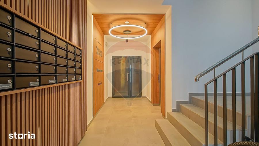 Apartament cu 3 camere în Tractorul