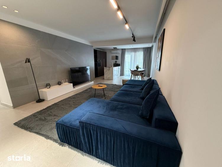 Apartament cu 3 camere decomandat în Grivița