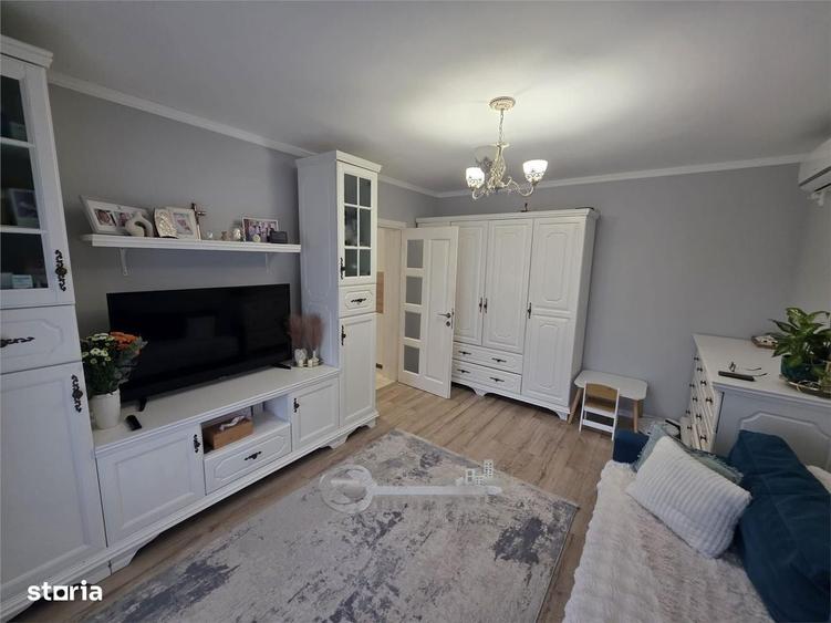Apartament cu 3 camere în Valea Lupului