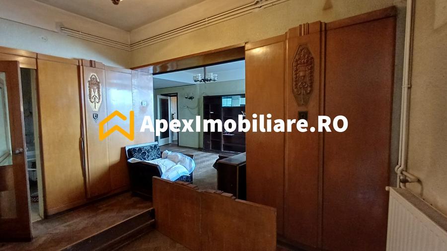 Apartament cu 2 camere semidecomandat în Cișmigiu