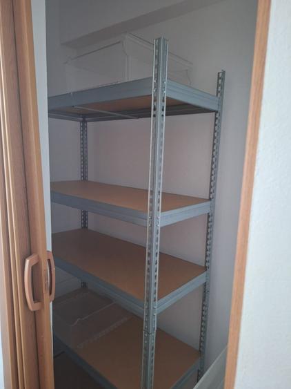 Apartament cu 2 camere semidecomandat în Berceni