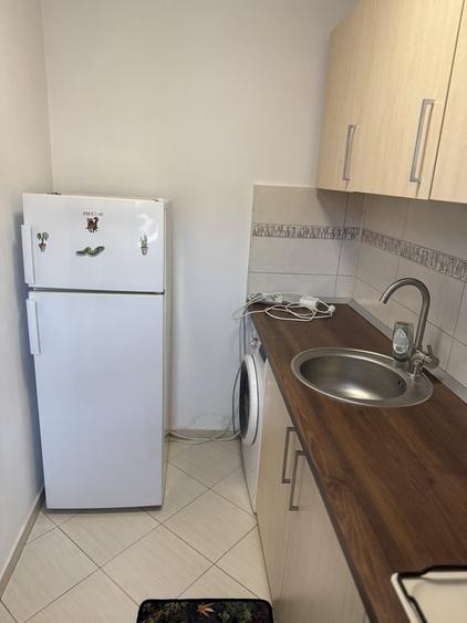 Garsonieră decomandată în Teiul Doamnei