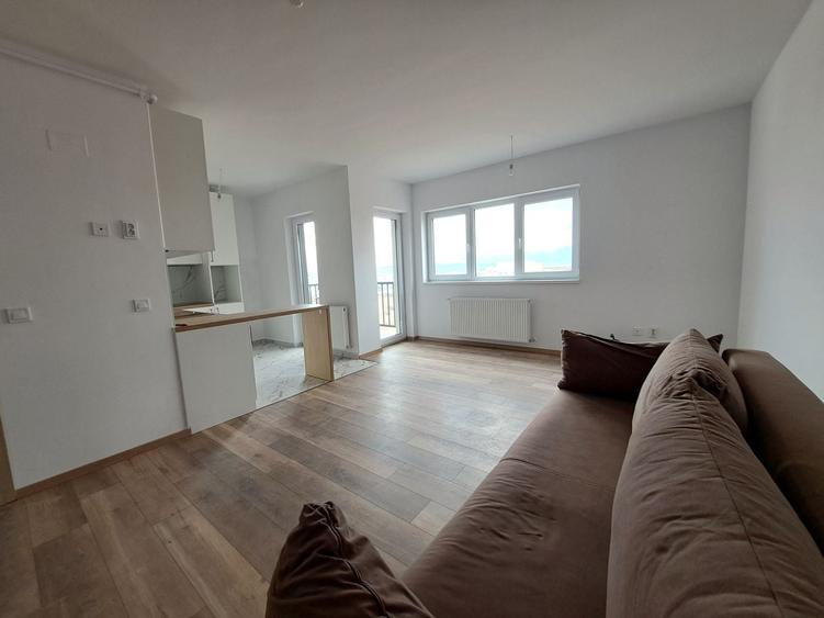 Apartament cu 2 camere decomandat în Sud