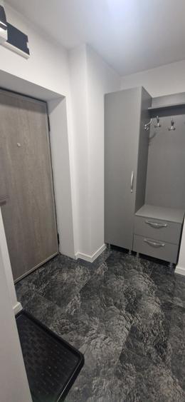 Apartament cu 2 camere semidecomandat în Slătinioara