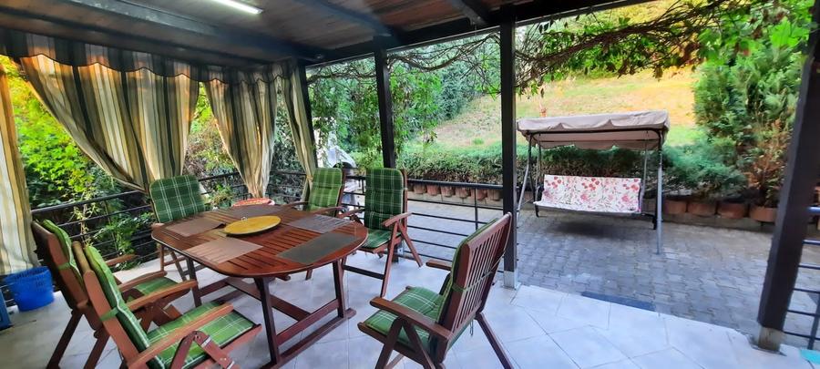 Casă individuală cu 6 camere cu Piscina în Livezeni
