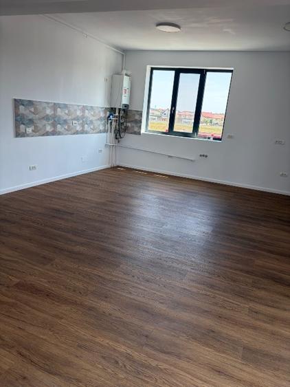 Apartament cu 2 camere decomandat în Corbeanca