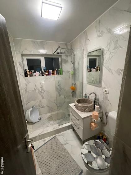 Casă cu 3 camere în Berceni