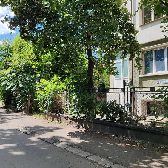 Apartament cu 2 camere nedecomandat în Central