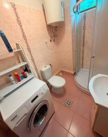 Casă cu 4 camere în Ceahlău
