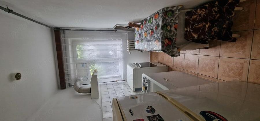 Apartament cu 2 camere nedecomandat în Malu Roșu