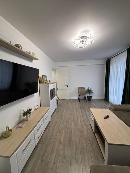 Apartament cu 2 camere decomandat, mobilat în Theodor Pallady