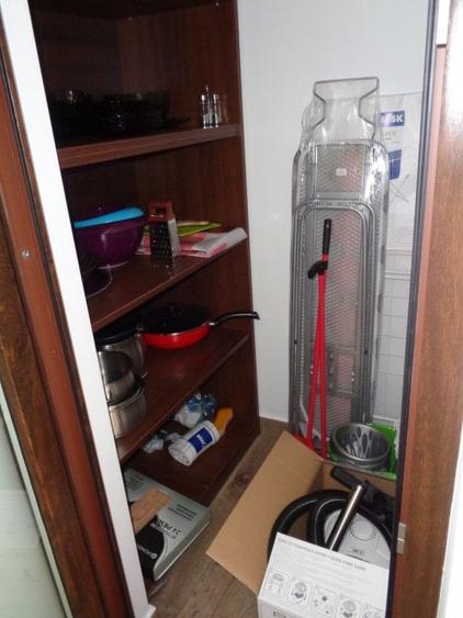 Apartament cu 3 camere decomandat, mobilat în Central