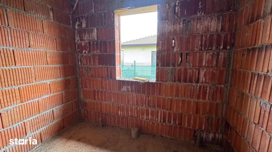 Casă cu 3 camere cu Teren 410 Mp în Șag