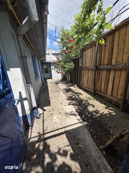 Casă cu 3 camere cu Canalizare în Viziru 2