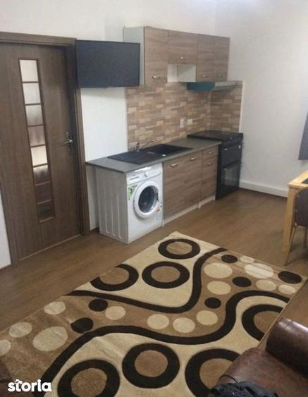Apartament cu 3 camere, mobilat în Bariera Vâlcii