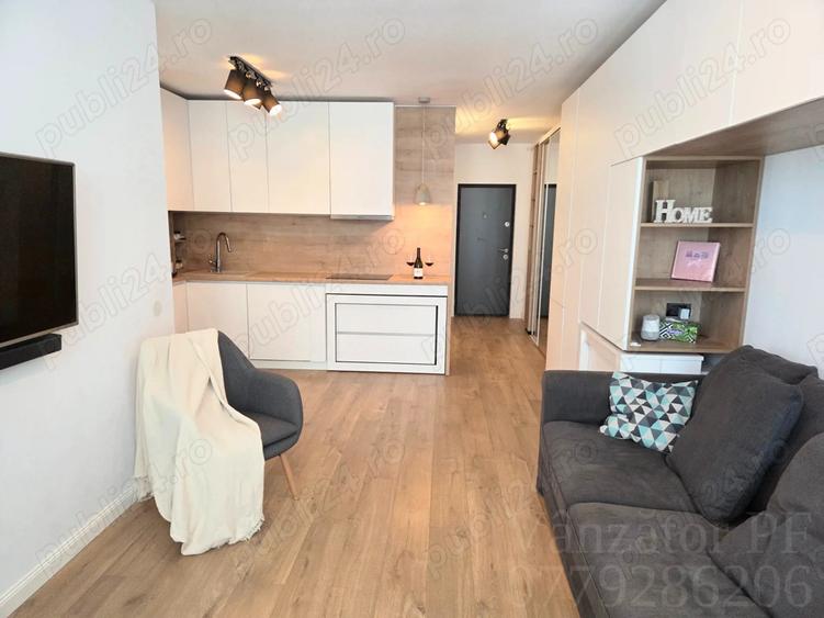 Apartament cu 3 camere semidecomandat în Iris