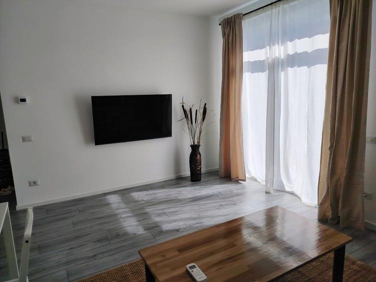 Apartament cu 2 camere decomandat în Torontalului