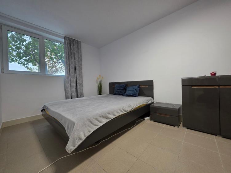 Apartament cu 4 camere în Titan
