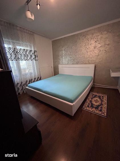 Apartament cu 3 camere decomandat în Obcini