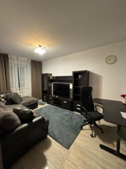 Apartament cu 2 camere decomandat în Barbu Văcărescu