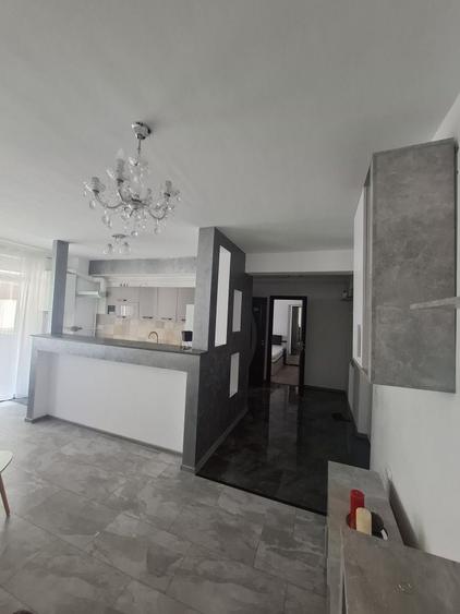 Apartament cu 2 camere decomandat în Florești